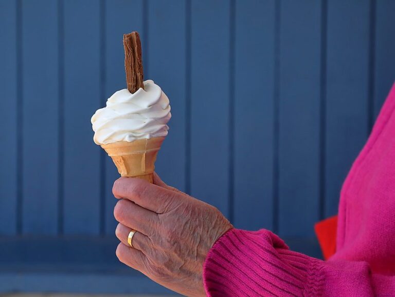A 99 ice cream with a flake